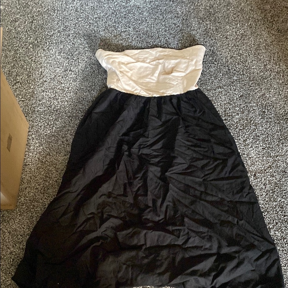 Elegant Black and Cream Strapless Dress